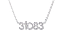 Load image into Gallery viewer, Glitz Name Necklace